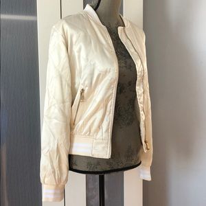 Bomber jacket size large